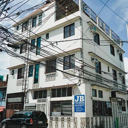 Jb Valdres Apartment Manila Eksteriør billede