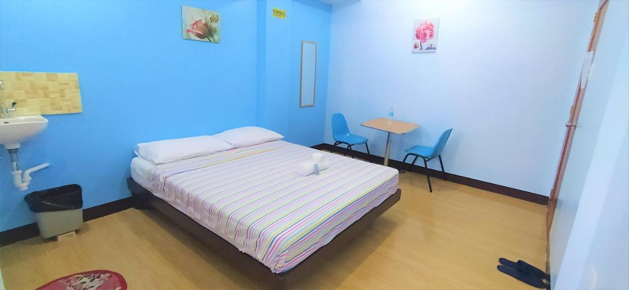 Jb Valdres Apartment Manila Eksteriør billede