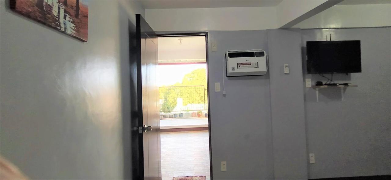 Jb Valdres Apartment Manila Eksteriør billede