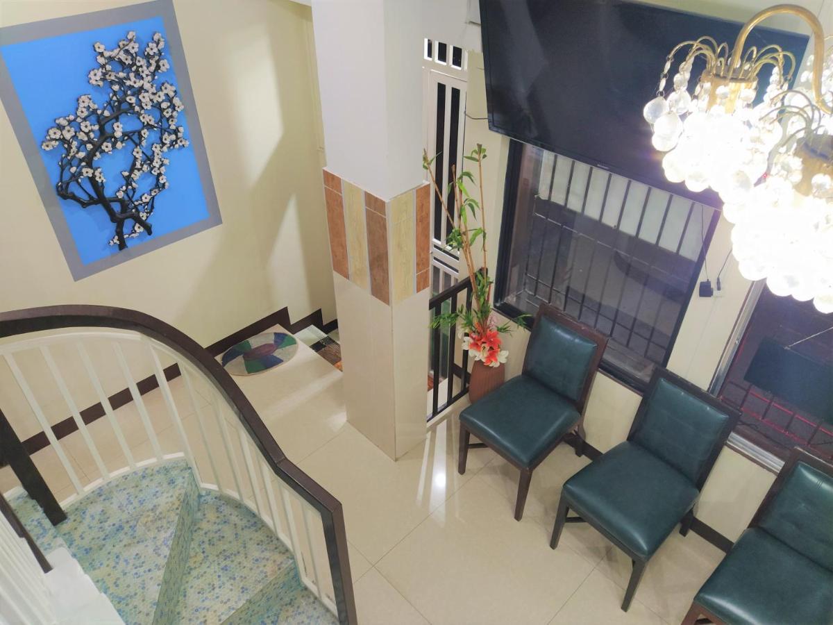 Jb Valdres Apartment Manila Eksteriør billede