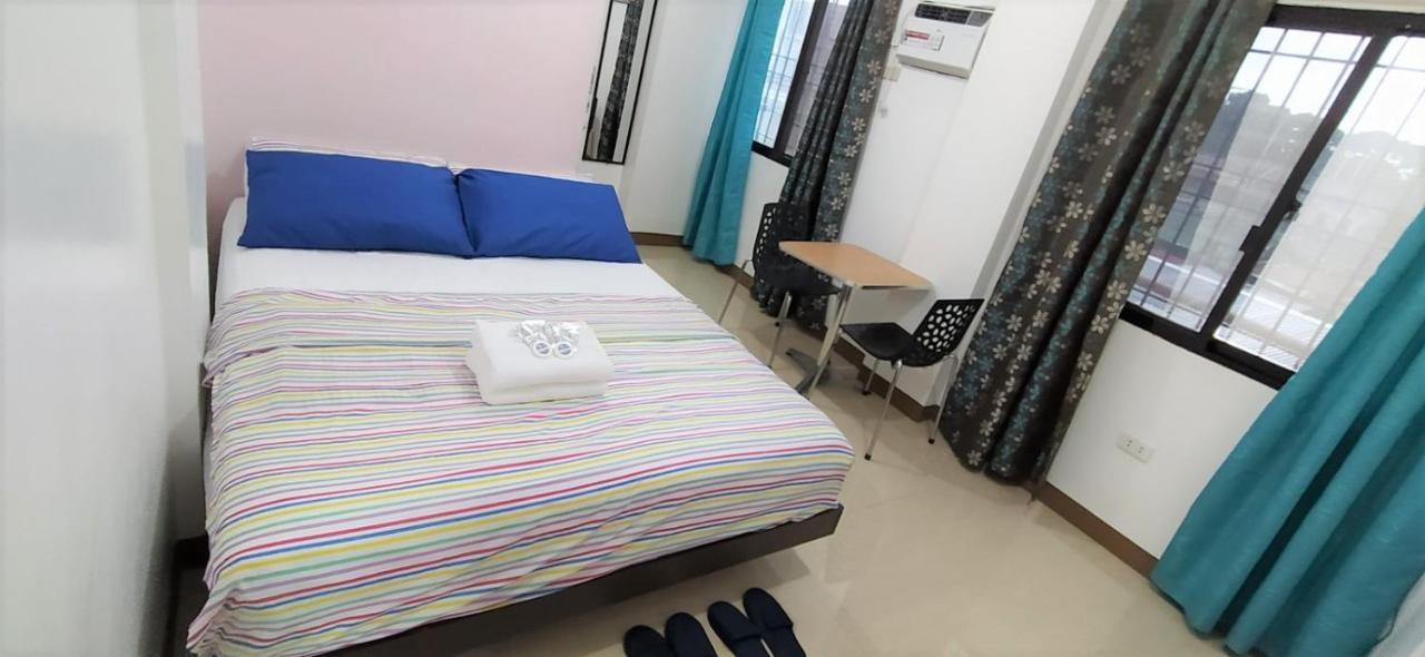 Jb Valdres Apartment Manila Eksteriør billede